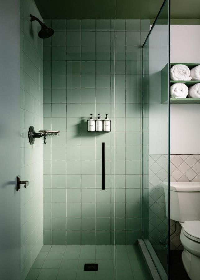 Daunts Albatross Motel Монток Экстерьер фото