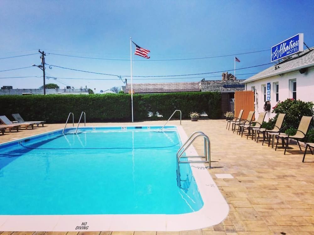 Daunts Albatross Motel Монток Экстерьер фото