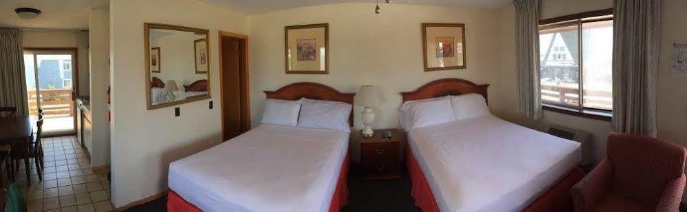 Daunts Albatross Motel Монток Экстерьер фото